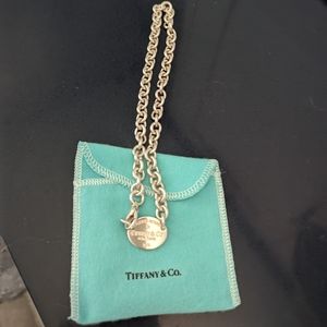 Tiffany & Co oval chocker necklace